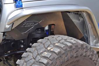 Защита колёсных арок передних алюминиевая для Jeep JK (черное покрытие)  2 и 4 двери GenRight