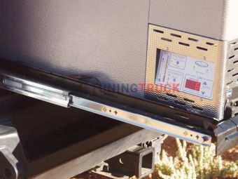 Слайдер багажника для Jeep Wrangler JKU  - by Front Runner