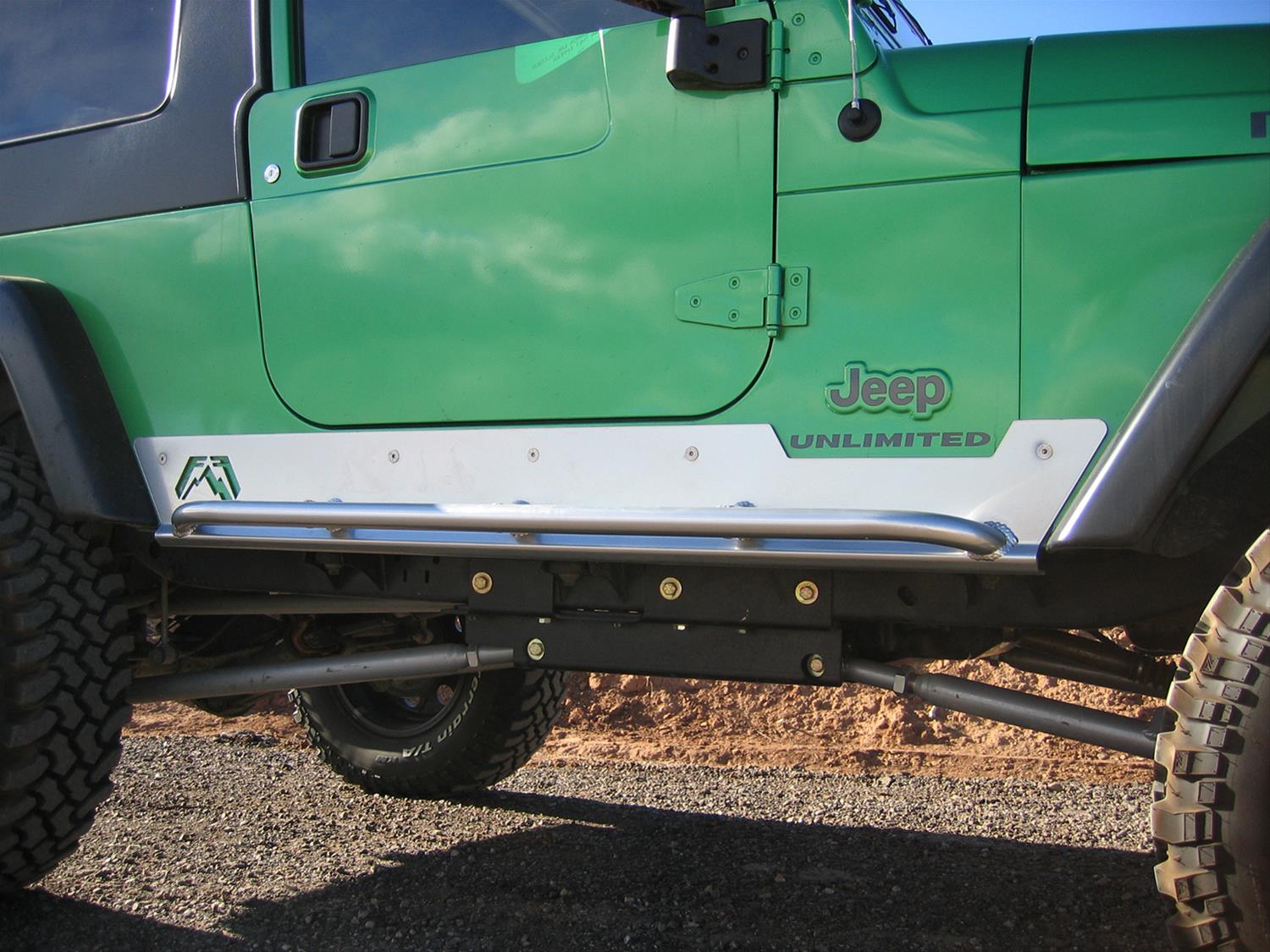 Защита порогов для Jeep LJ  2004-2006 (без труб)