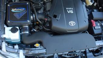 Закрытая система впуска холодного воздуха Volant с воздухозаборником RAM Air для Toyota Tacoma  Black Filter 2012-15