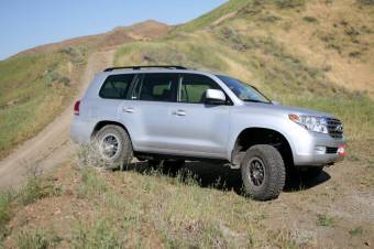 Рычаги верхние для Toyota Landcruiser 200  2008-20   U.C.A.
