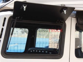 Окно заднее распашное с алюминиевой панелью для Mercedes Benz Gelandewagen правое - by Front Runner