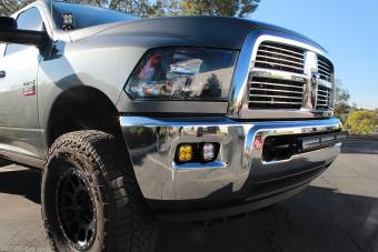 Кронштейны для монтажа фар для Dodge Ram 2500/3500 (2010-18) и 1500 (2009-12) в магазине suv-and-truck