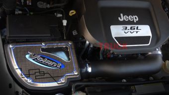 Закрытая система впуска холодного воздуха Volant с фильтром Powercore для Jeep Wrangler JK 3.6L V6 2012-18