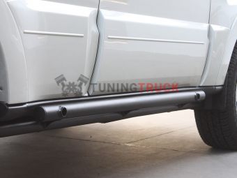 Mitsubishi Pajero CK (4th Gen) LWB Rock Sliders - by Front Runner